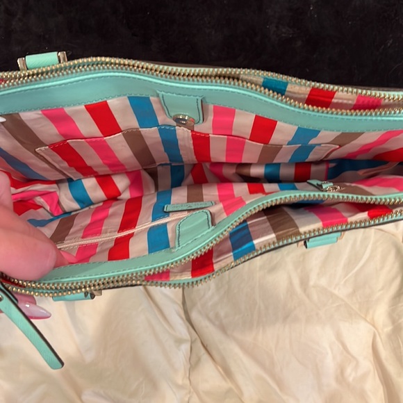 Kate spade purse (Quinn) - Picture 3 of 3